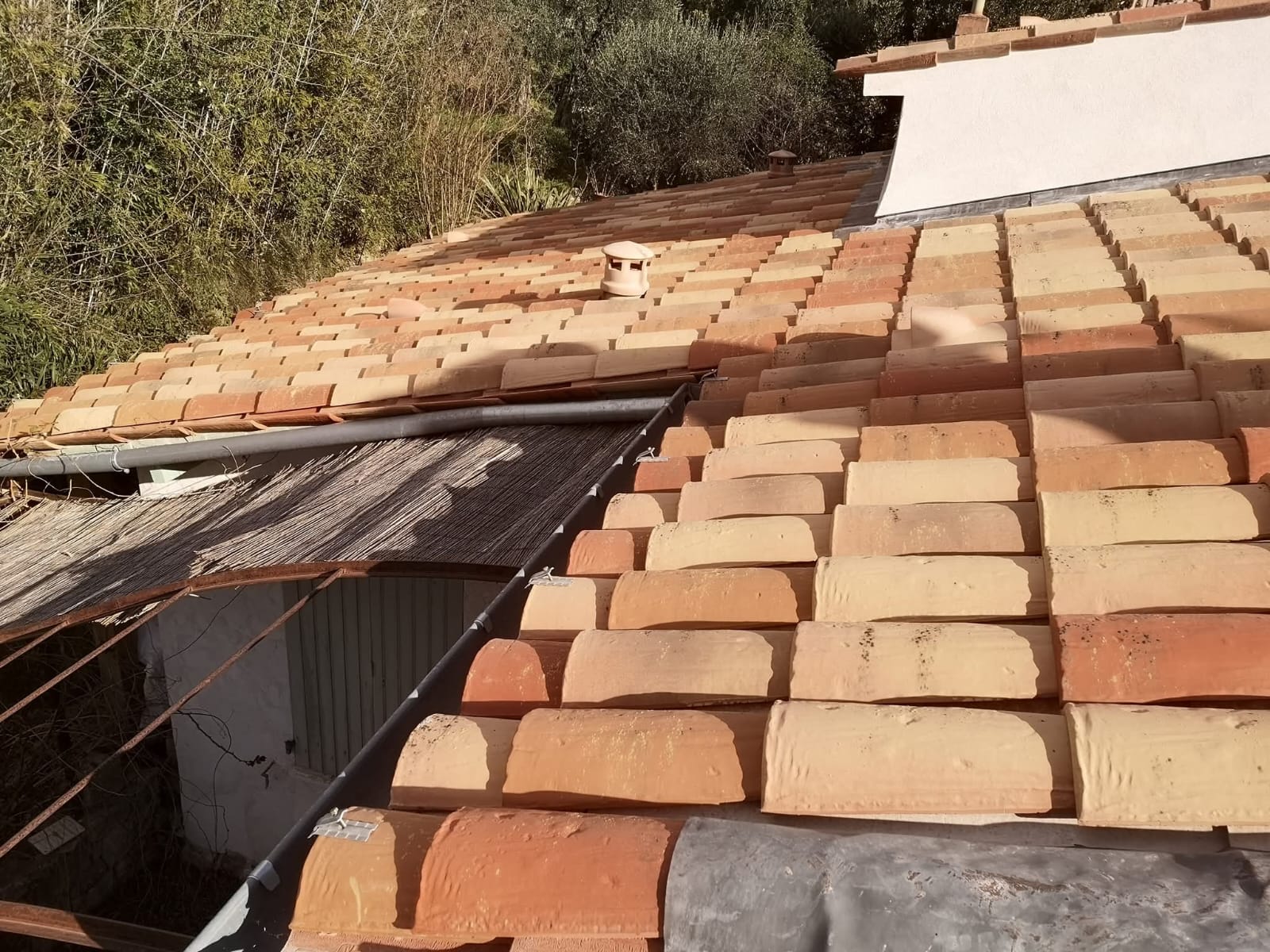 réparation de toiture à Fréjus